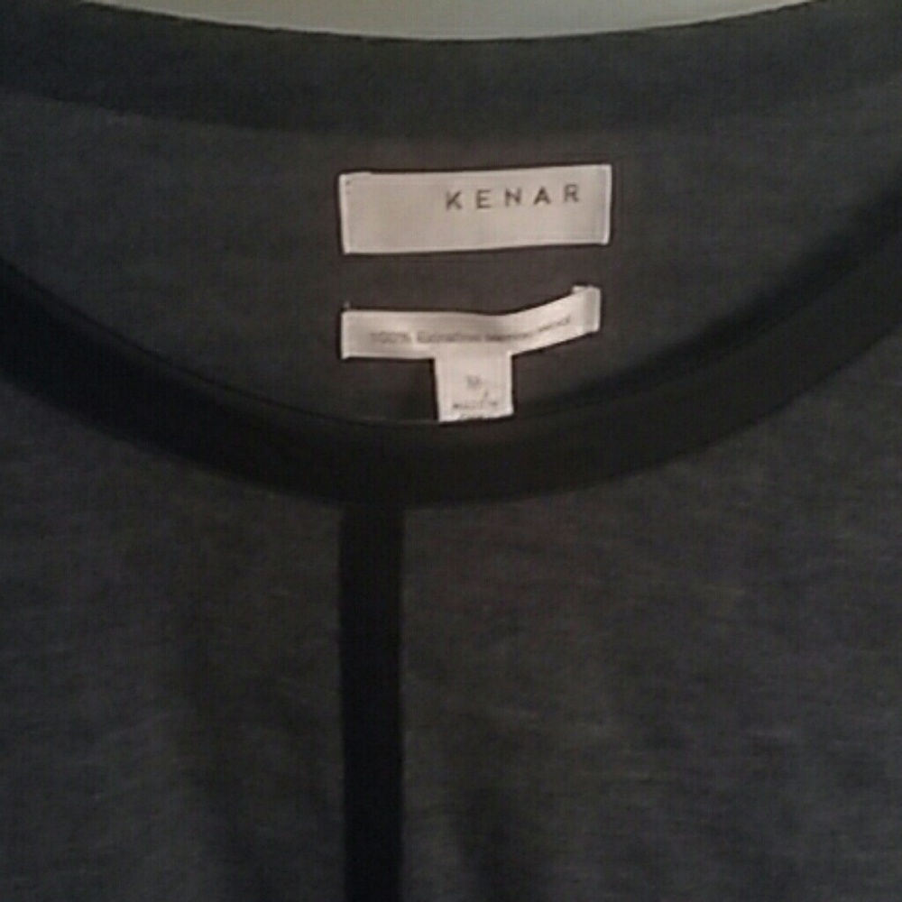 Soft grey and black accent top - Picture 2 of 3