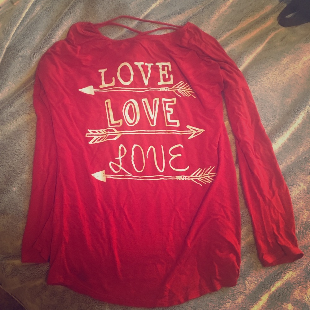 Love love love arrow long sleeved shirt