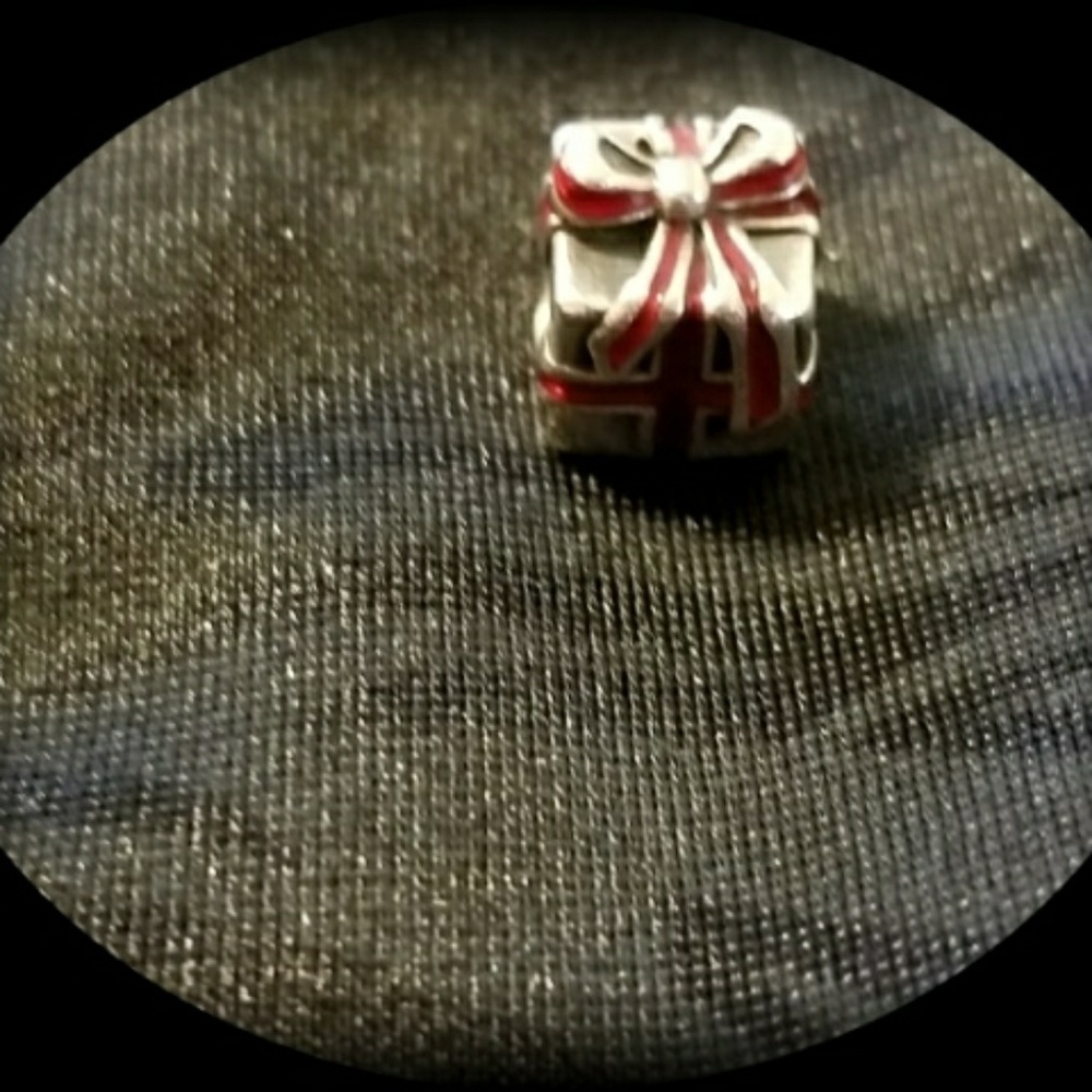 Pandora 2012 A Precious Gift Black Friday