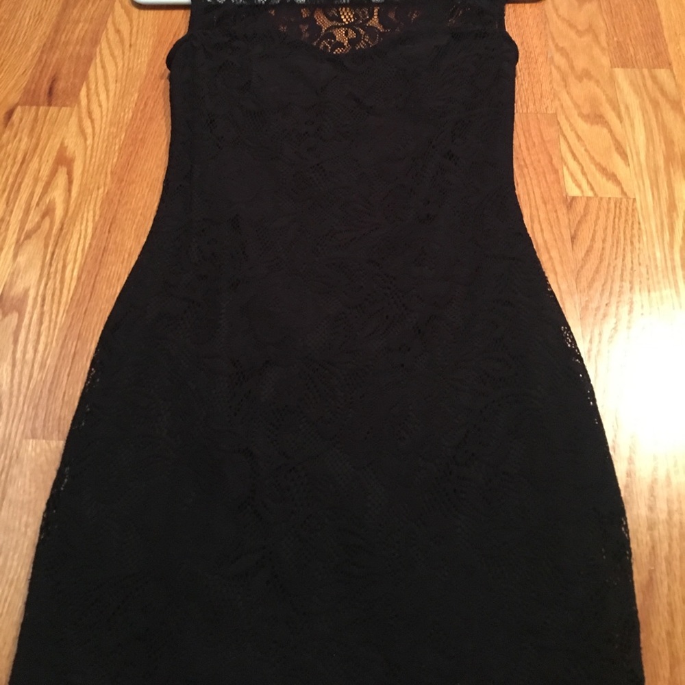 Mystic Black lace dress - Picture 3 of 8