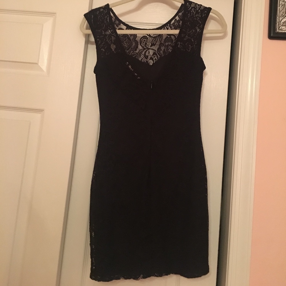 Mystic Black lace dress - Picture 6 of 8
