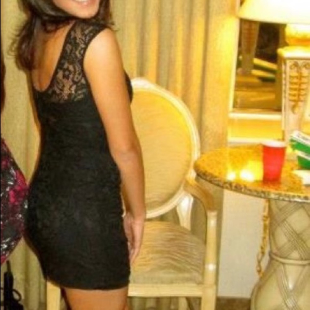 Mystic Black lace dress - Picture 8 of 8