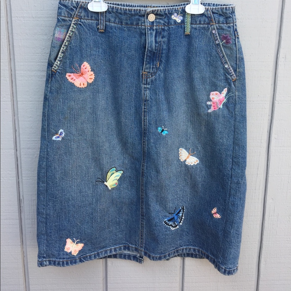 Spring/Summer embroidered denim skirt.