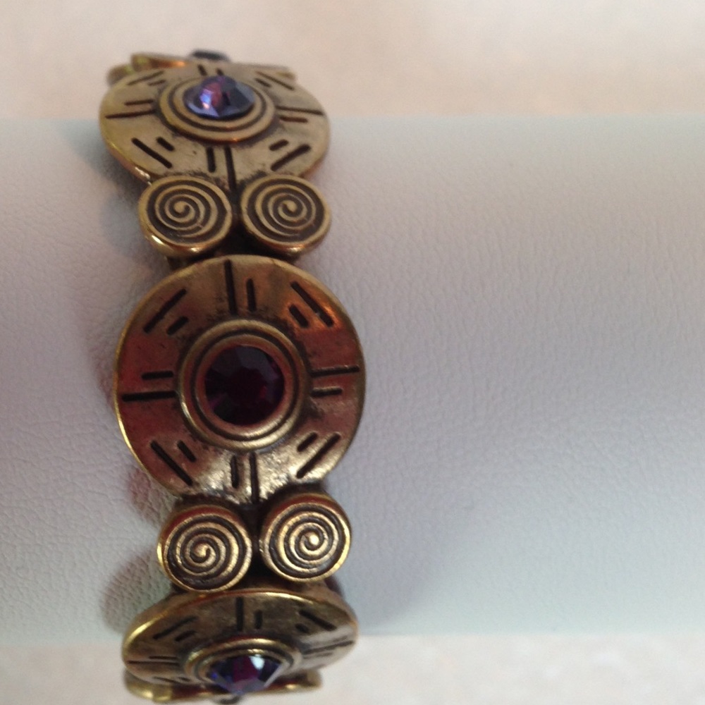 Colored crystal bracelet
