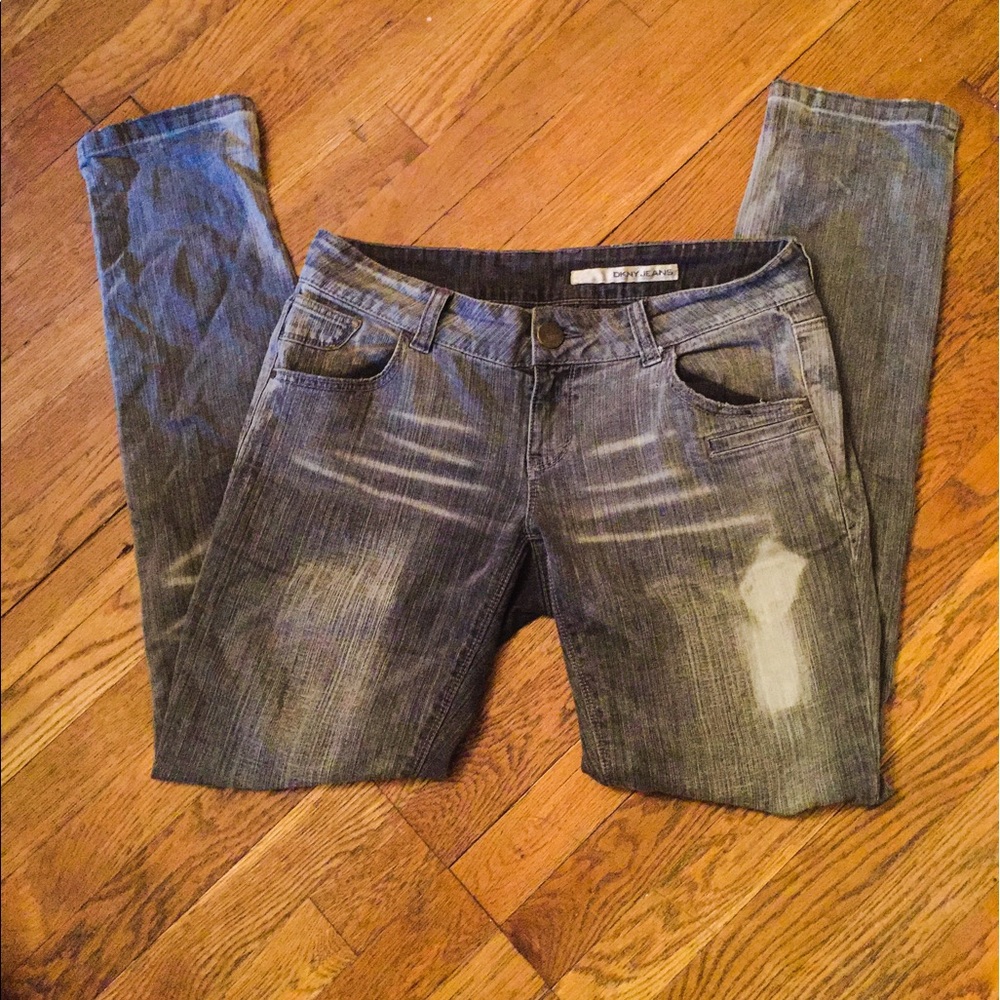 Distressed Slim Fit Jeans