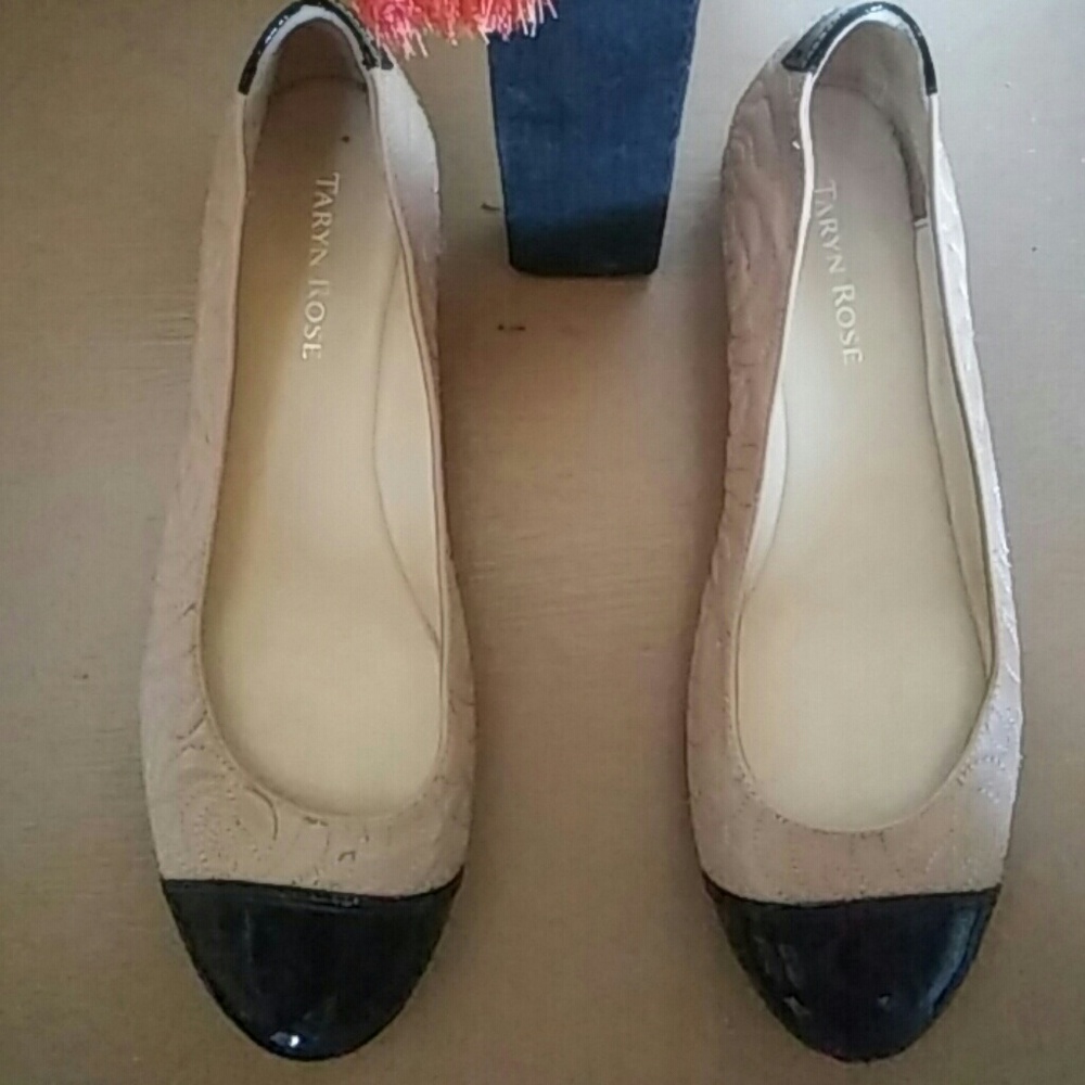 Taryn Rose Tan and Black ballet flats.