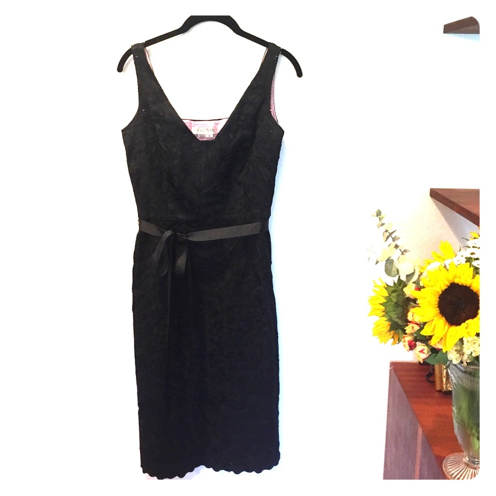 Kay Unger Lace Dress