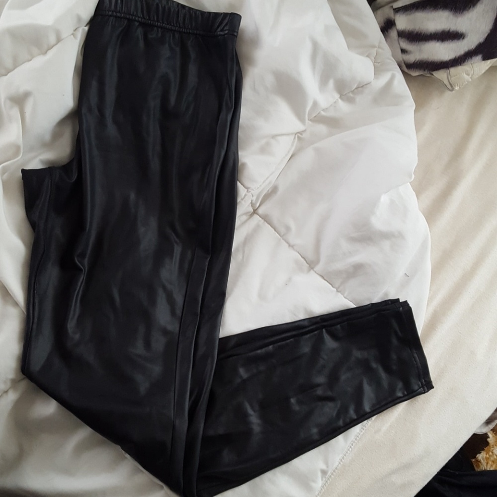 Faux leather legging pants