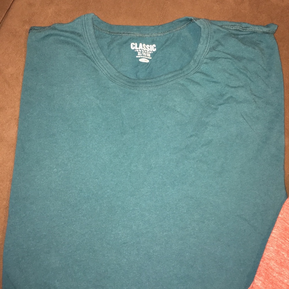 BUNDLE of Two colorful long sleeves