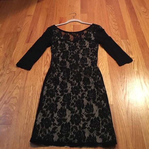 NWOT Black lace sleeve dress - Picture 2 of 6