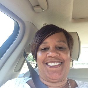 Meet your Posher, Renee