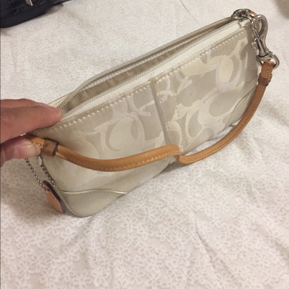 Coach wristlet white - Picture 2 of 2