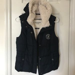 Abercrombie & Fitch Navy Blue Vest Abercrombie & Fitch Navy Blue Vest
