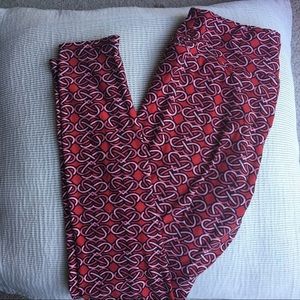Lularoe red Celtic heart leggings OS