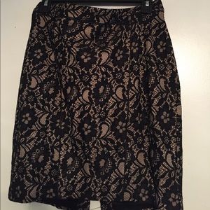 Like new express lace pencil skirt