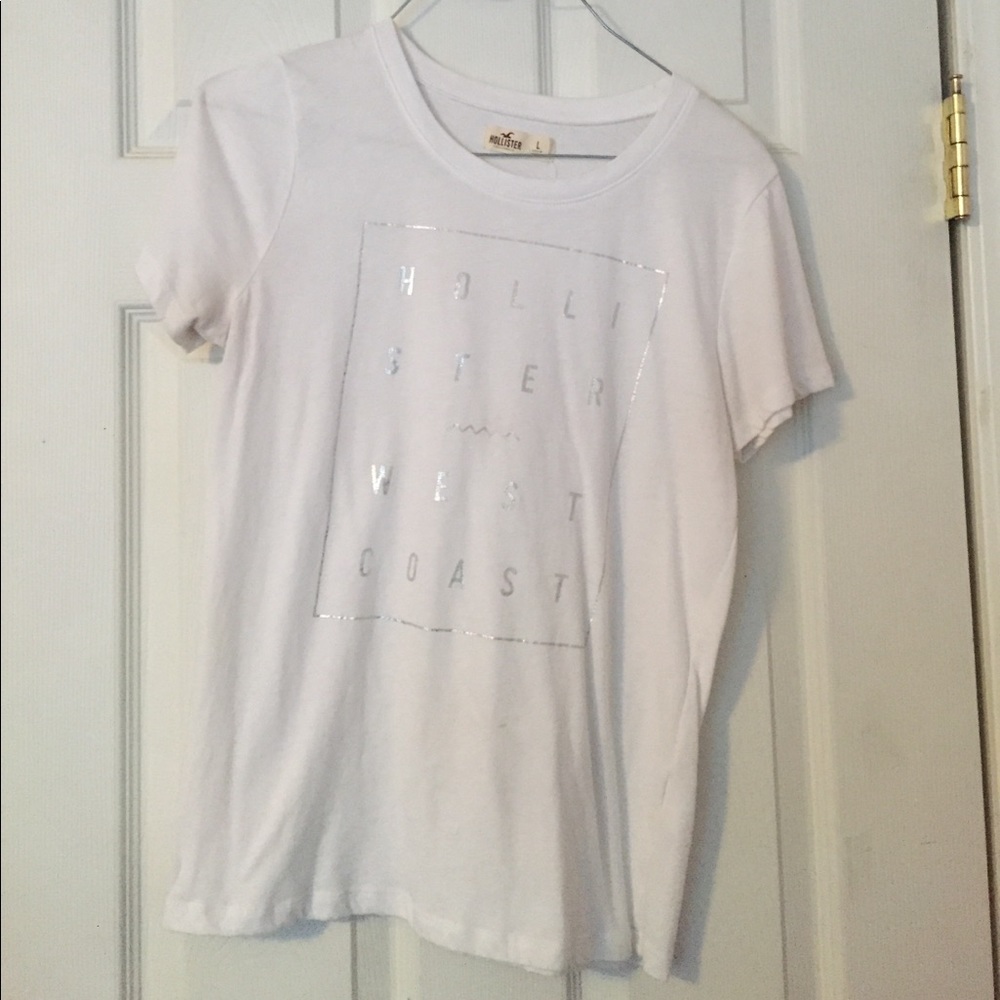 Hollister tshirt