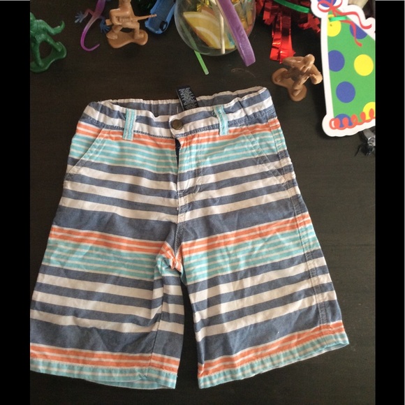 5 piece boys set. Size 3t - Picture 3 of 6