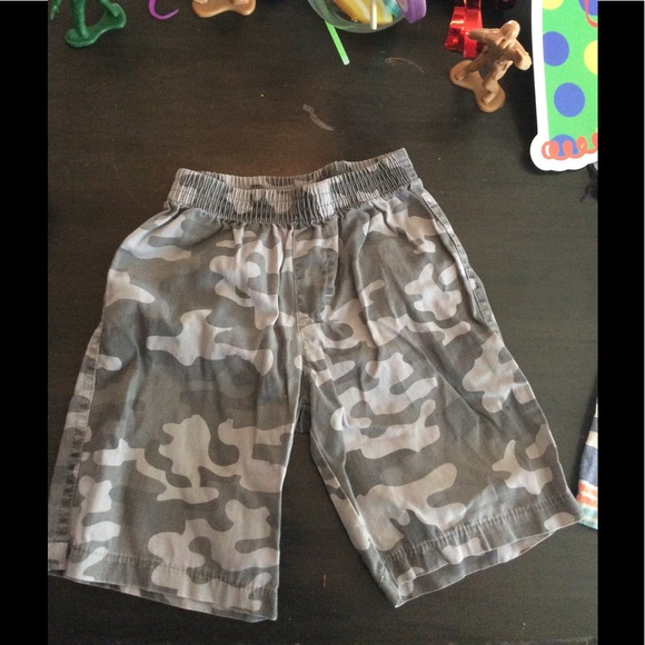 5 piece boys set. Size 3t - Picture 5 of 6