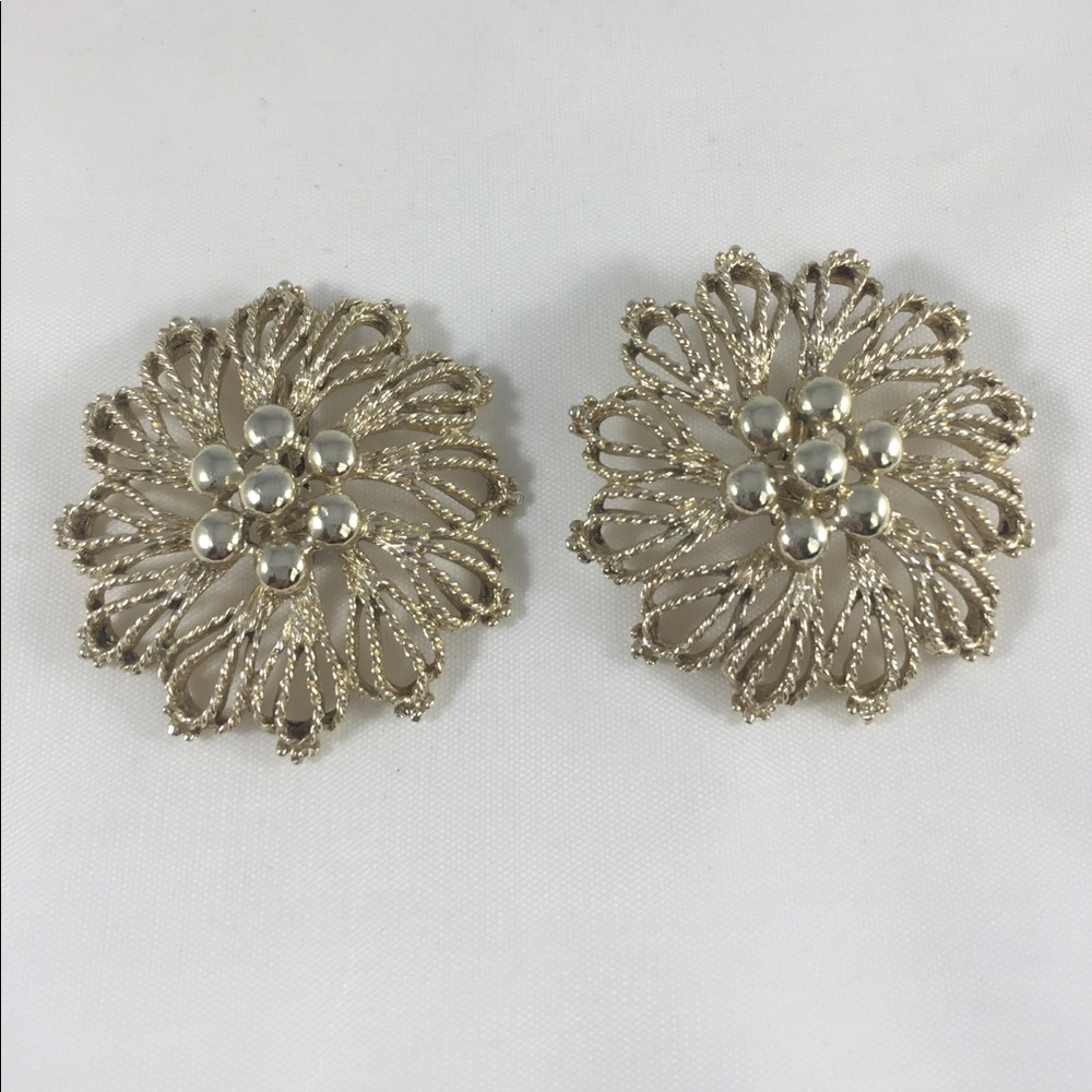 Vintage Emmons clip on earrings