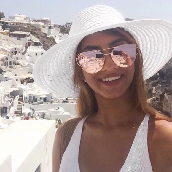 Rose Gold Sunglasses - Picture 4 of 4