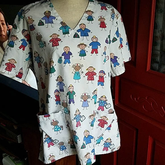 neliangie Tops - Nursing scrub top size M,