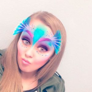 Meet your Posher, Holly