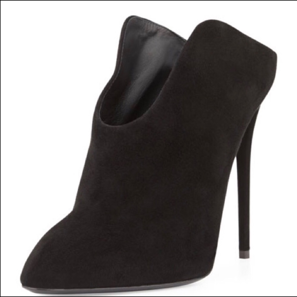 Giuseppe Zanotti Mules