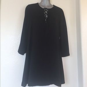 FOREVER 21 BLACK DRESS