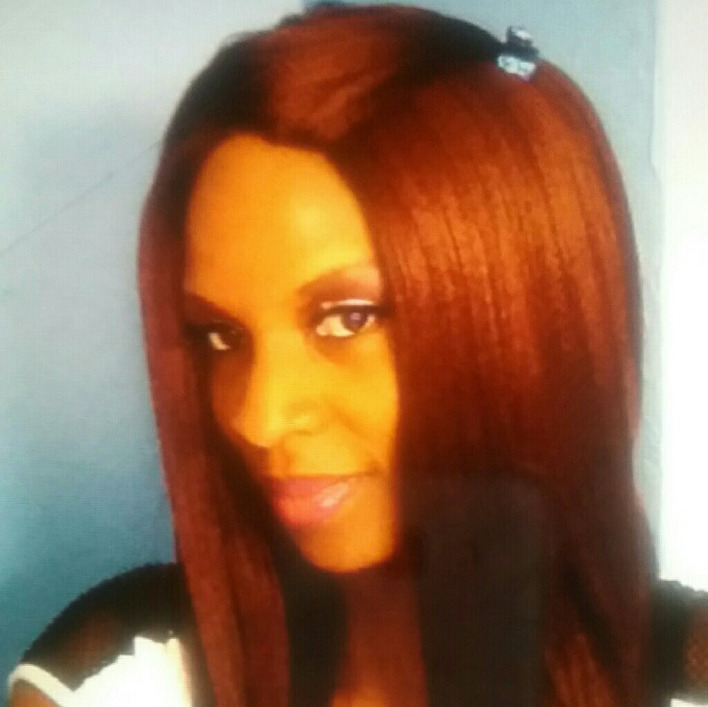 Meet your Posher, Angela