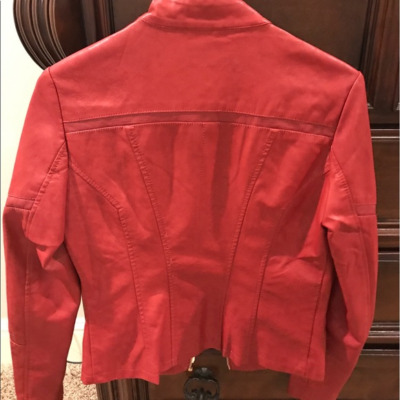 Red blazer with gold zipper trim - Picture 2 of 3