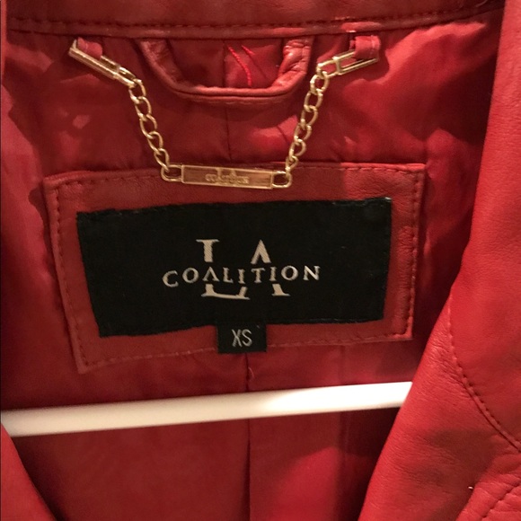 Red blazer with gold zipper trim - Picture 3 of 3