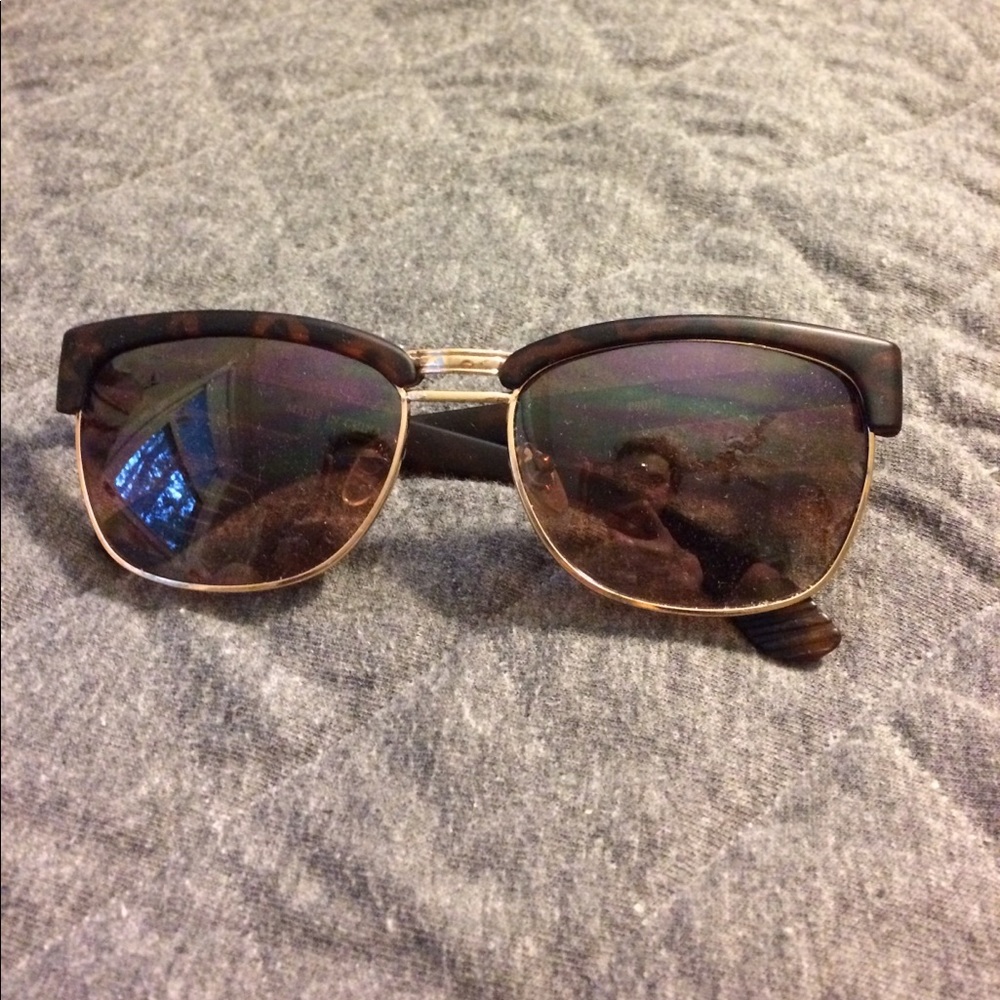 Tortoise shell sunglasses