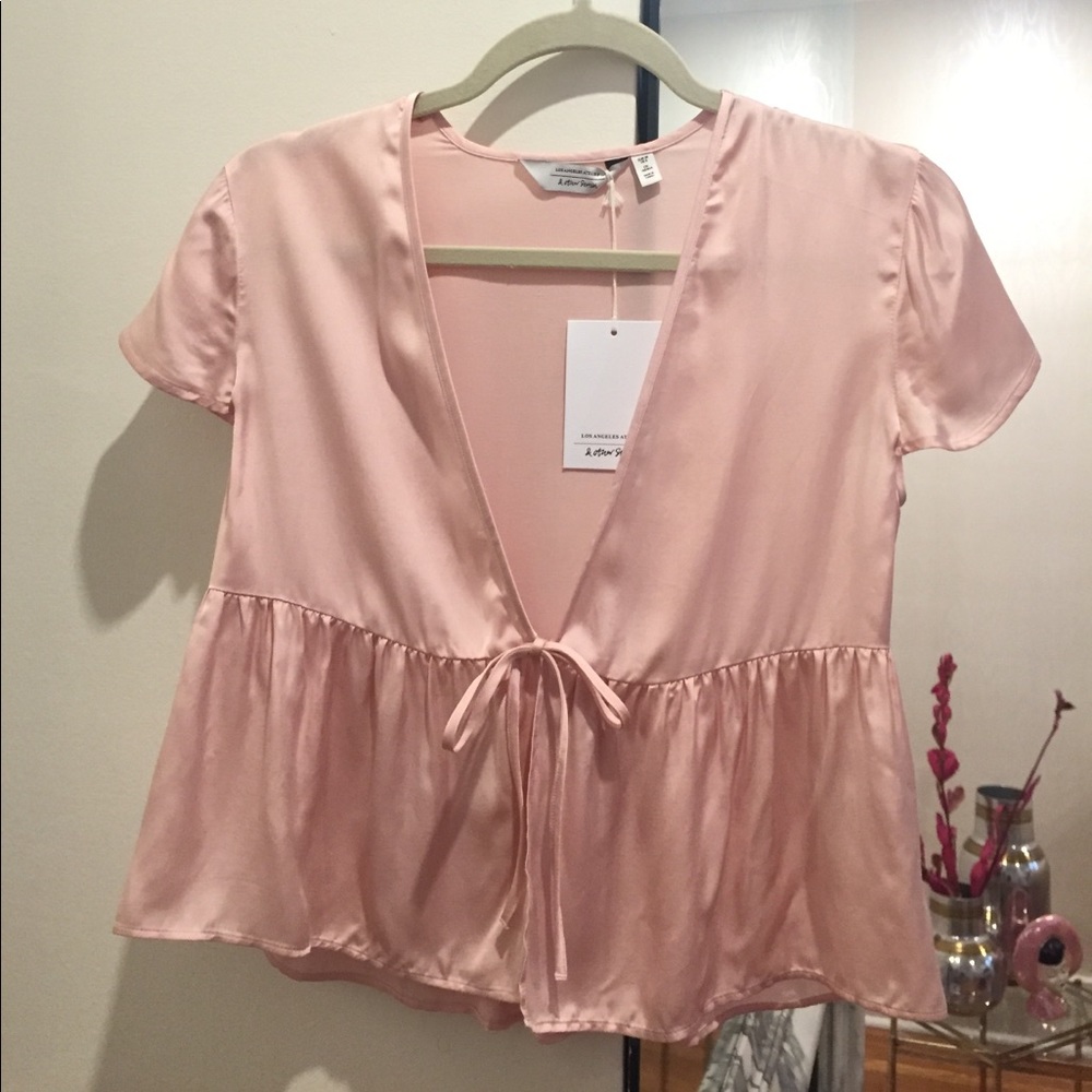 & Other Stories NWT silk pale pink tie open top