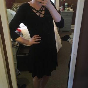 Black 3/4 sleeve dress