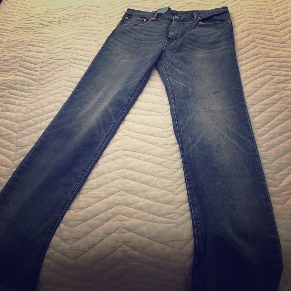NWT - Levi 502 - 36x34