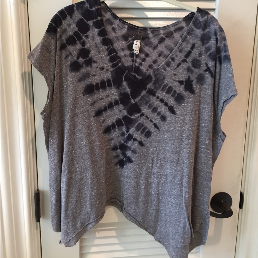 We the Free grey tie dye top