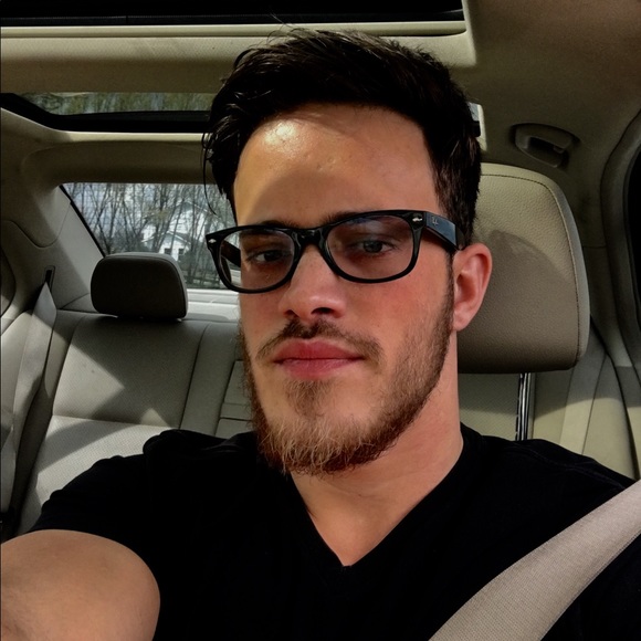 Meet your Posher, Kenny - Picture 1 of 1