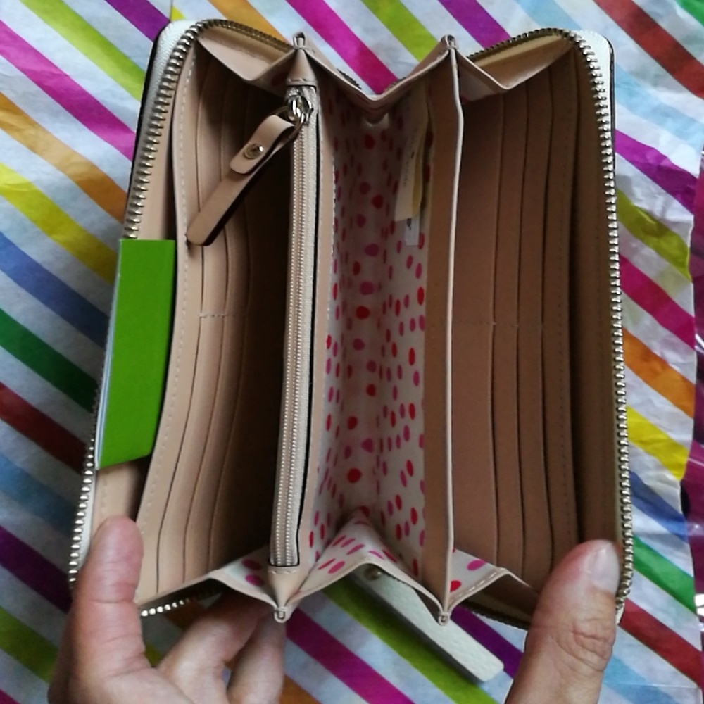 Kate Spade Wallet - Picture 3 of 3