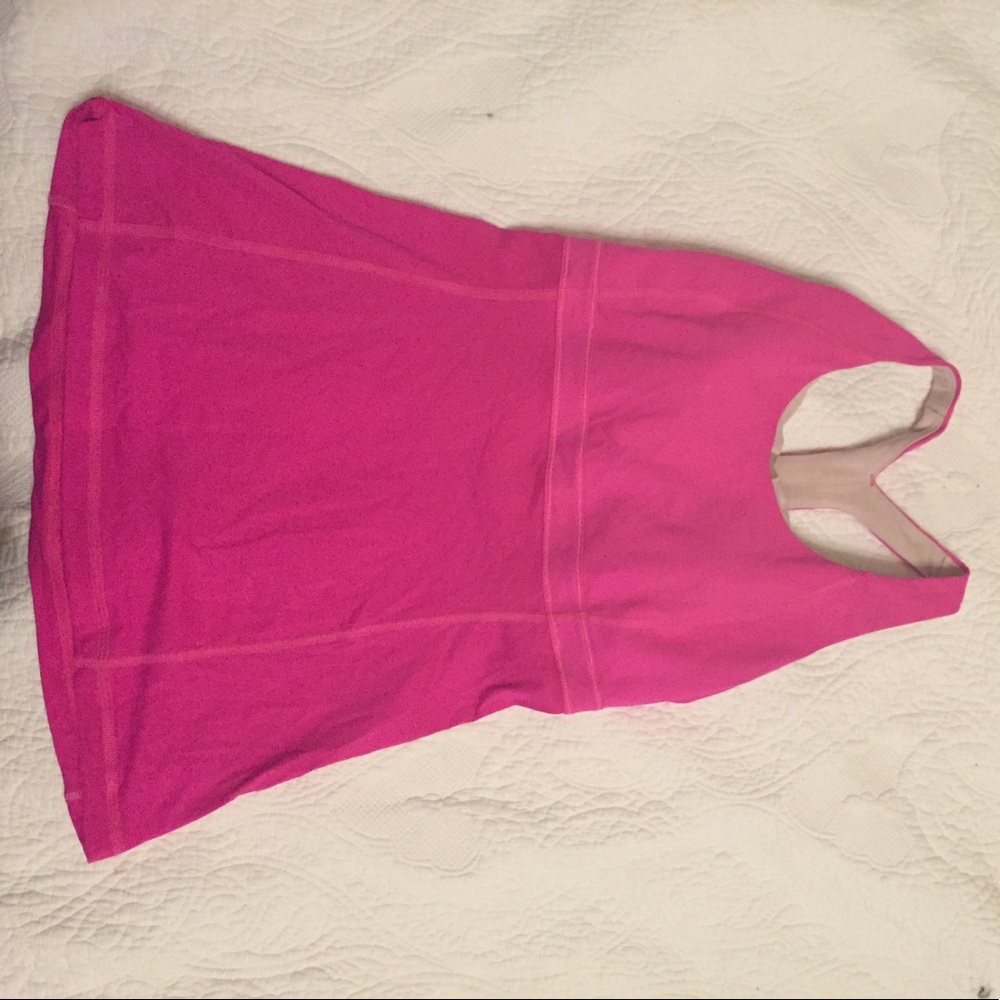 Lululemon size 4 yoga tank