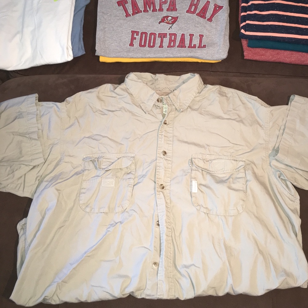 Cabela's Legendary Quality fishing button up shirt