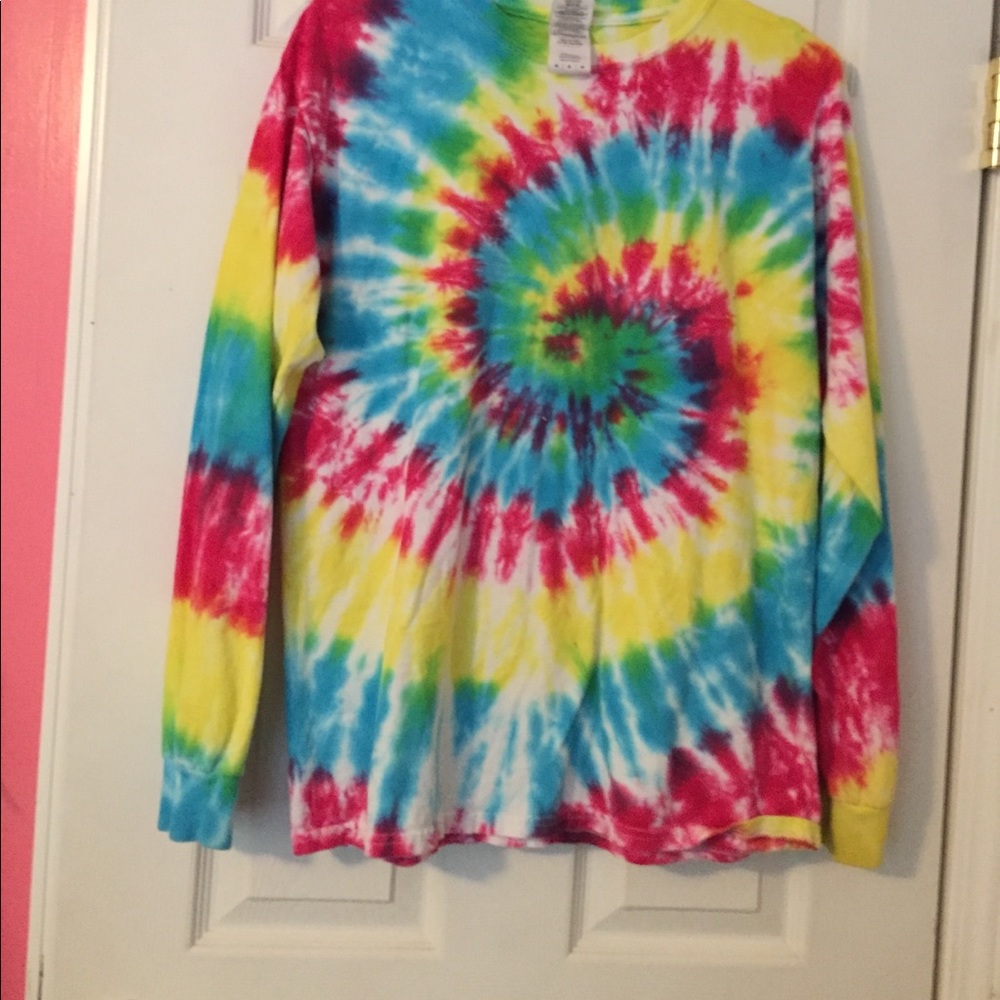 Custom tie dye ls shirt