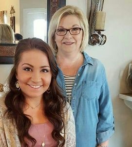 Meet your Posher, Debbie