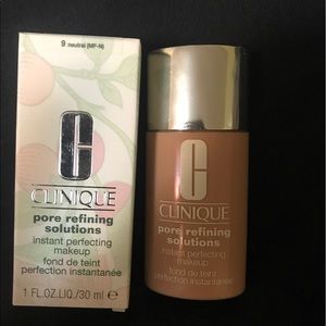 Clinique Pore Refining foundation!