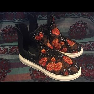 Jeffrey Campbell Floral Studded Zip-ups Sz 7