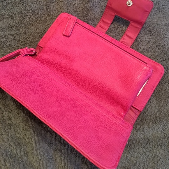 Kenneth Cole reaction wallet - Picture 3 of 5