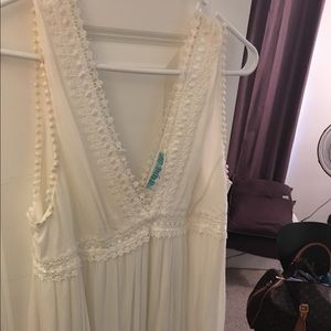 White lace dress!