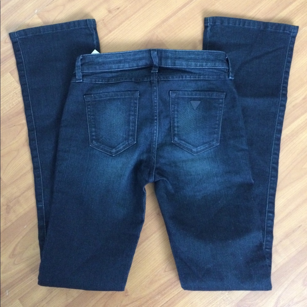 NWOT GUESS MID-RISE PETITE BOOTCUT JEANS SZ 24 - Picture 2 of 7