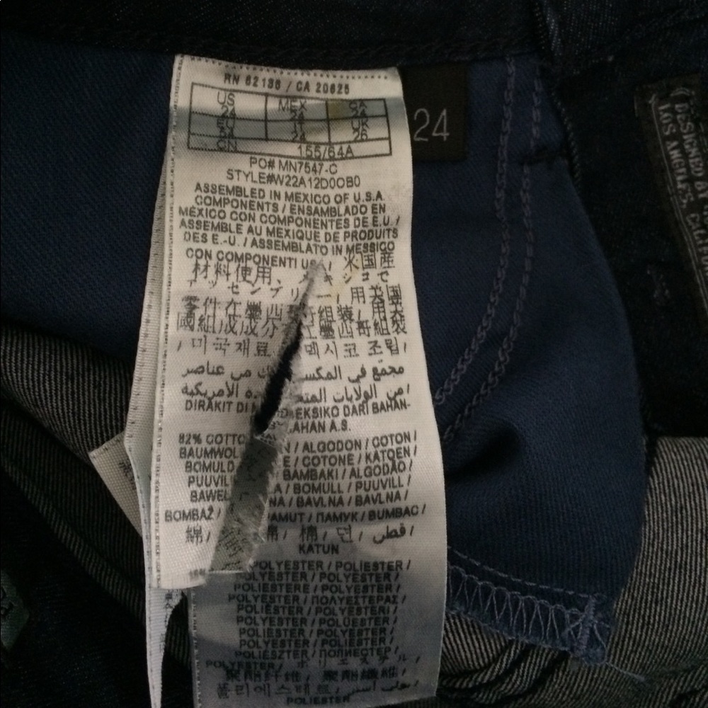 NWOT GUESS MID-RISE PETITE BOOTCUT JEANS SZ 24 - Picture 7 of 7