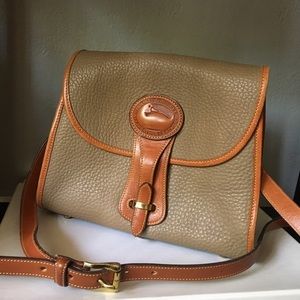 Dooney & Bourke Bag