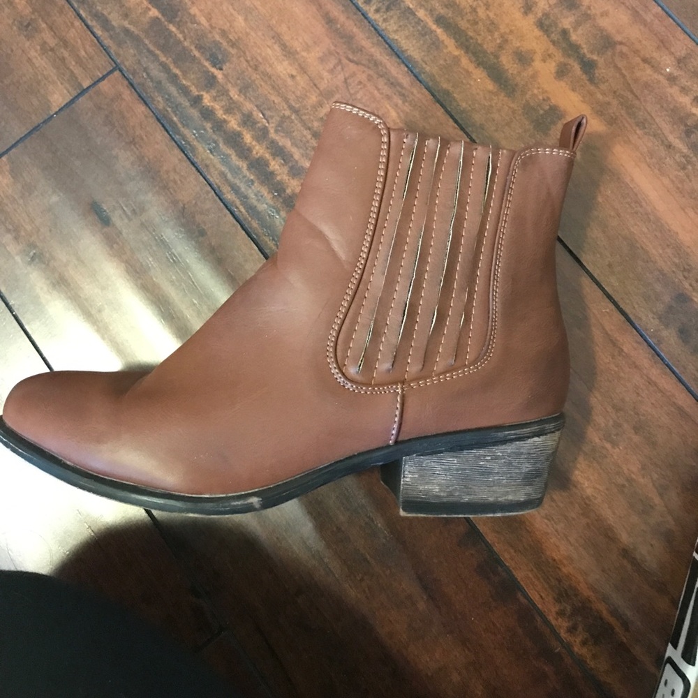 Booties - Picture 3 of 4